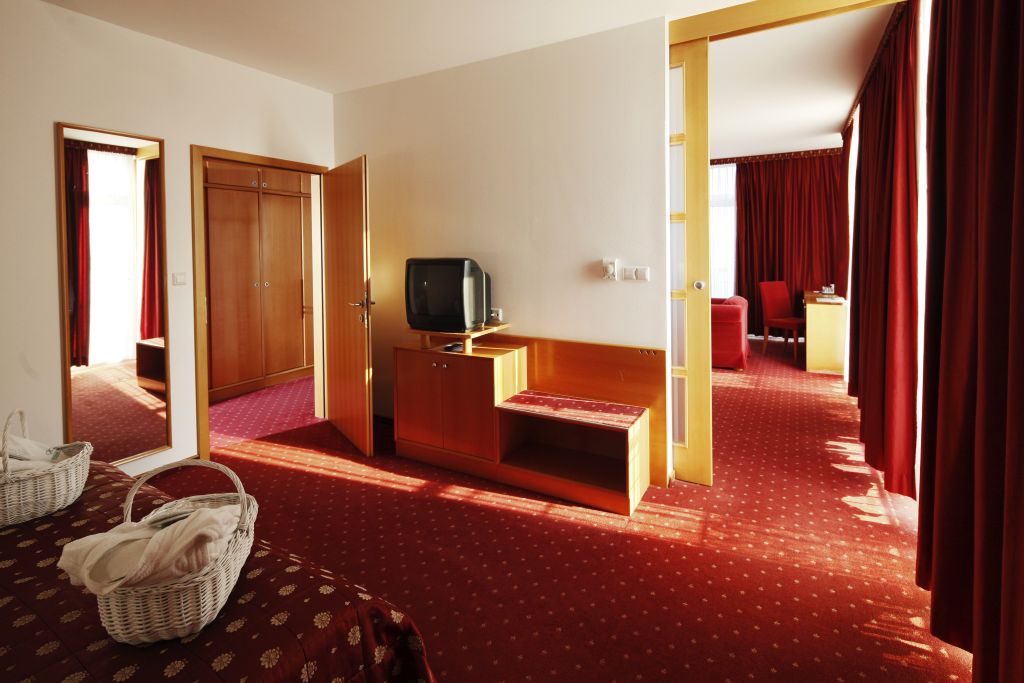 Отель Извир 4*/ Hotel Izvir 4*